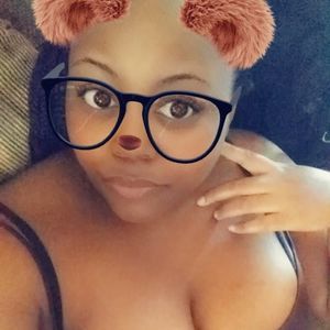 Meet your Posher, Tonya